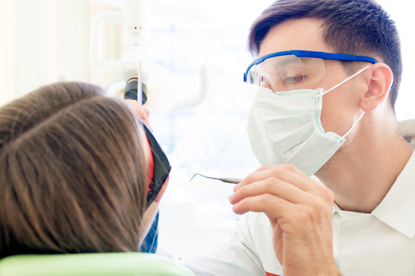 When To See An Emergency Dentist:   Common Emergencies